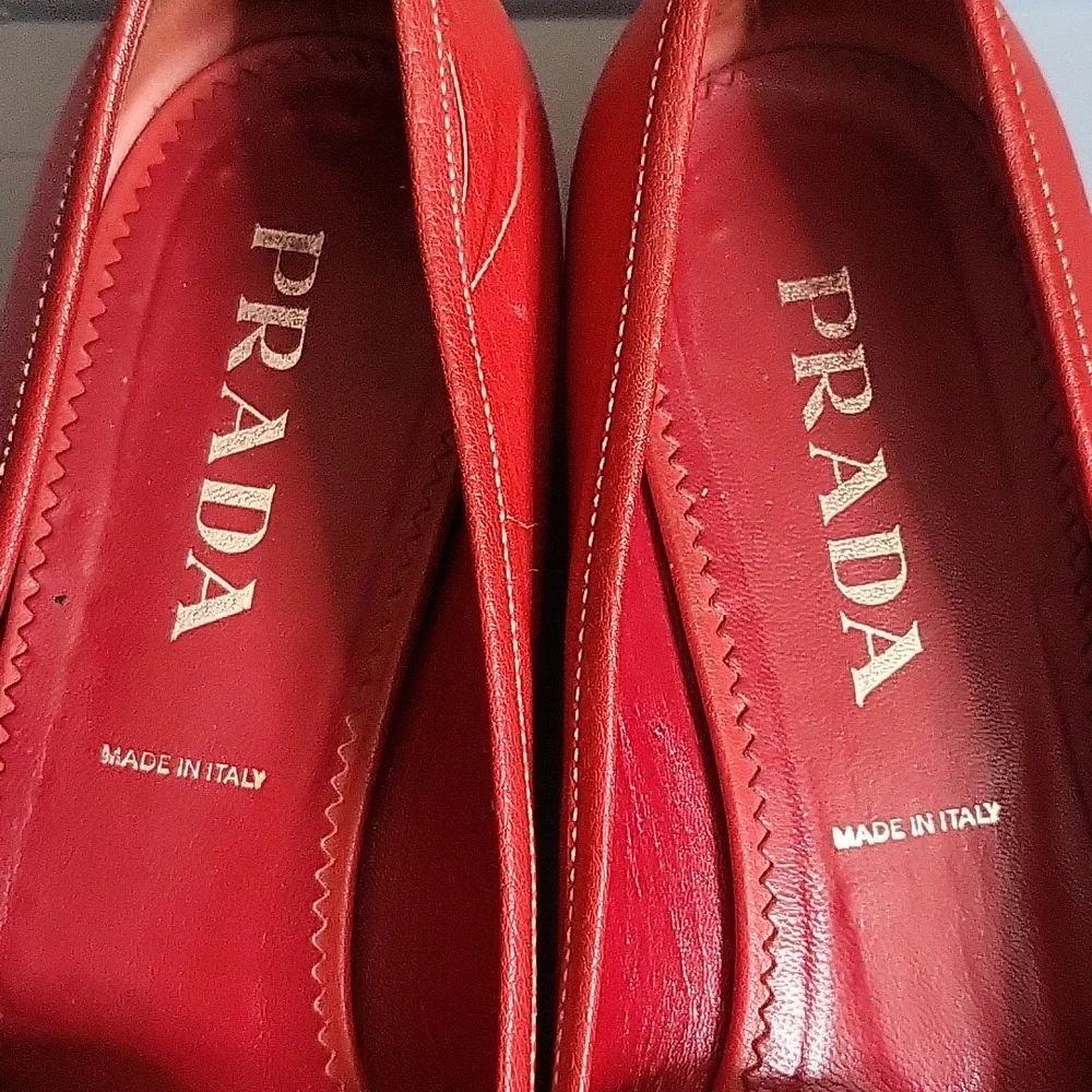 PRADA SHOE'S - Picture 3 of 6